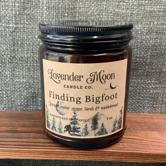 Finding Bigfoot 7 oz Soy wax Candle